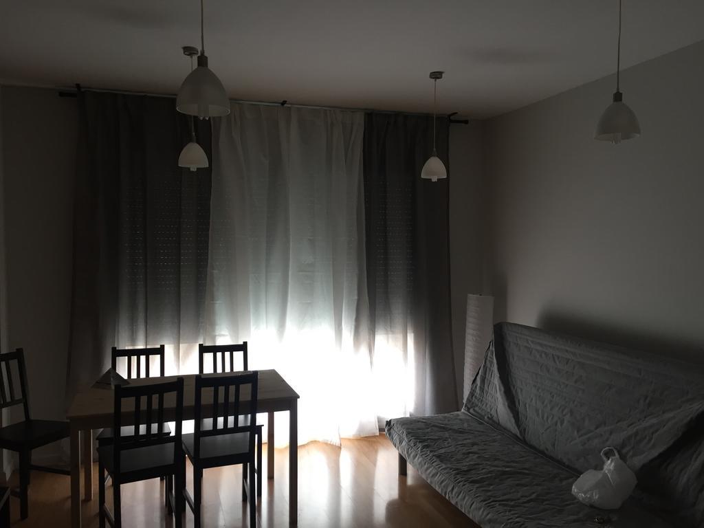 Hostal Restaurante Avenida De Madrid Terrassa Dış mekan fotoğraf