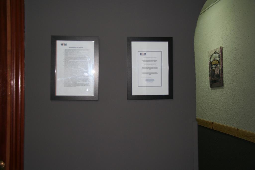 Hostal Restaurante Avenida De Madrid Terrassa Dış mekan fotoğraf